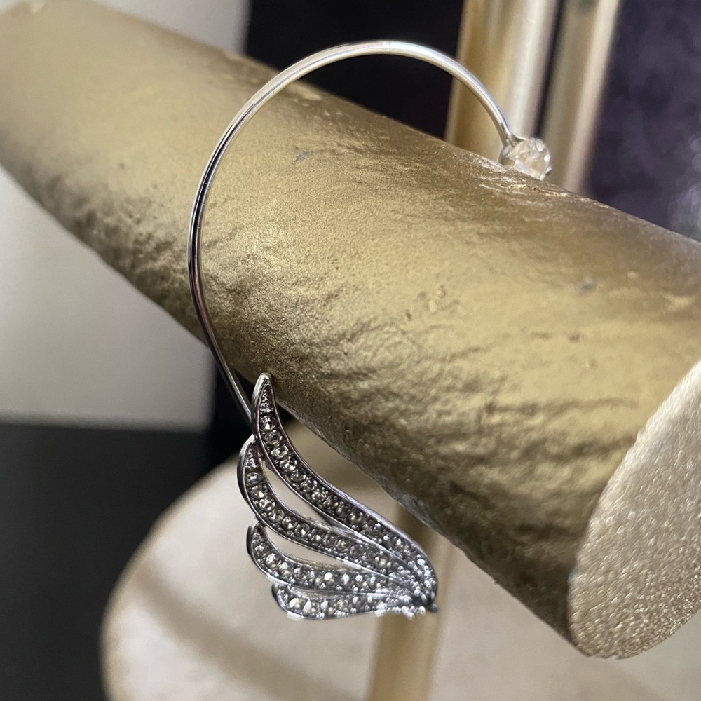 Wing right ear single cuff with rhinestones  New condition